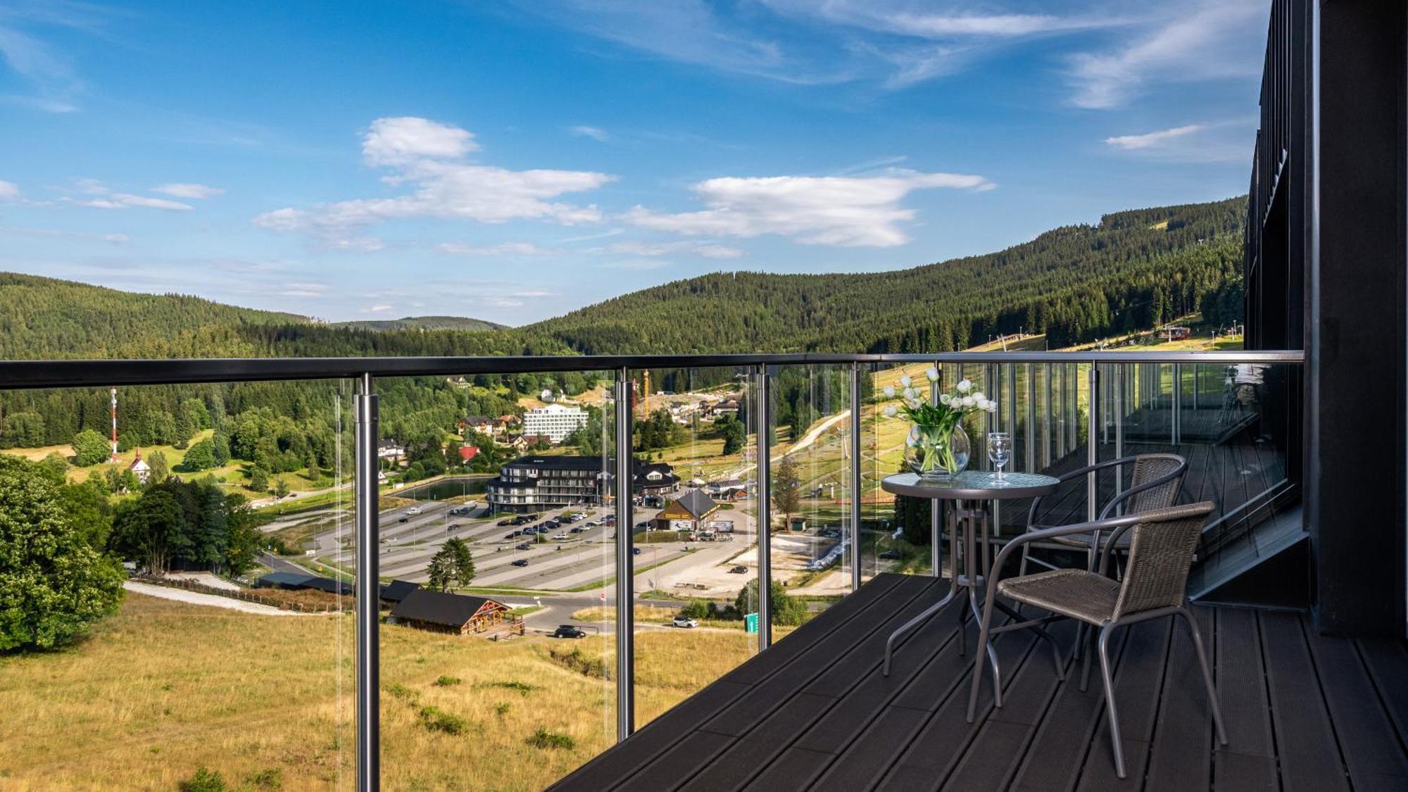 Panorama - Czarna Gora Resort By Sun & Snow Stronie Śląskie المظهر الخارجي الصورة